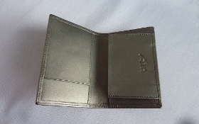 Gamme haute : porte cartes de visite en cuir - Premium range: business card (…)(Gamme haute : porte cartes de visite en cuir - Premium range: leather business card “holder”