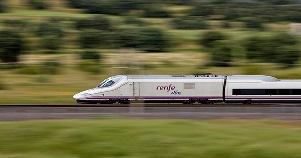 Spain Renfe Relaunches Direct Ave Connection Between Granada And Barcelona Beginning 5 October Uic Communications